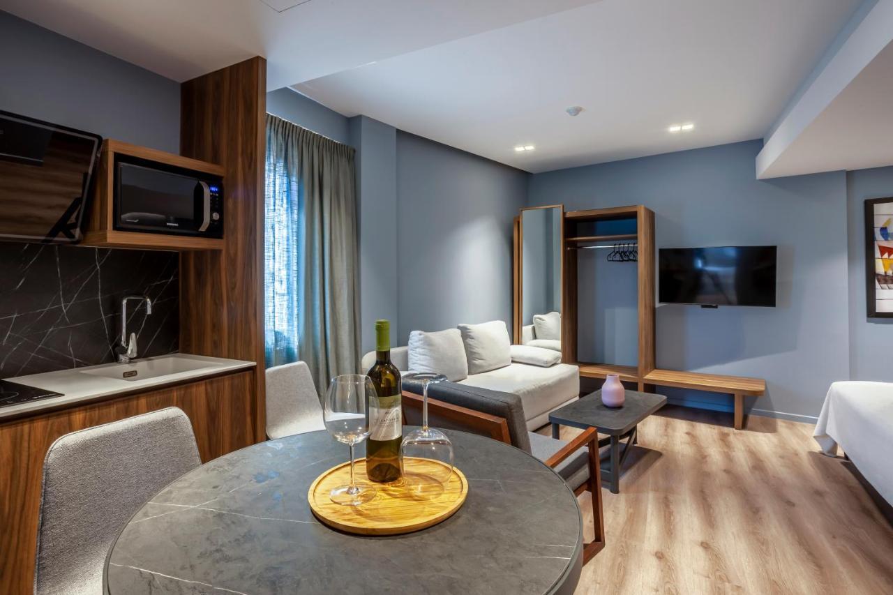 Katouni25 Luxury Suites Thessaloníki Ngoại thất bức ảnh